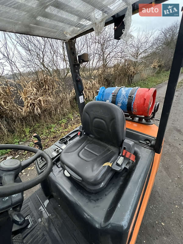 Вилочний навантажувач Doosan 255 LC-V 2014 в Тернополі фото 20 Вилочний навантажувач Doosan 255 LC-V 2014 в Тернополі