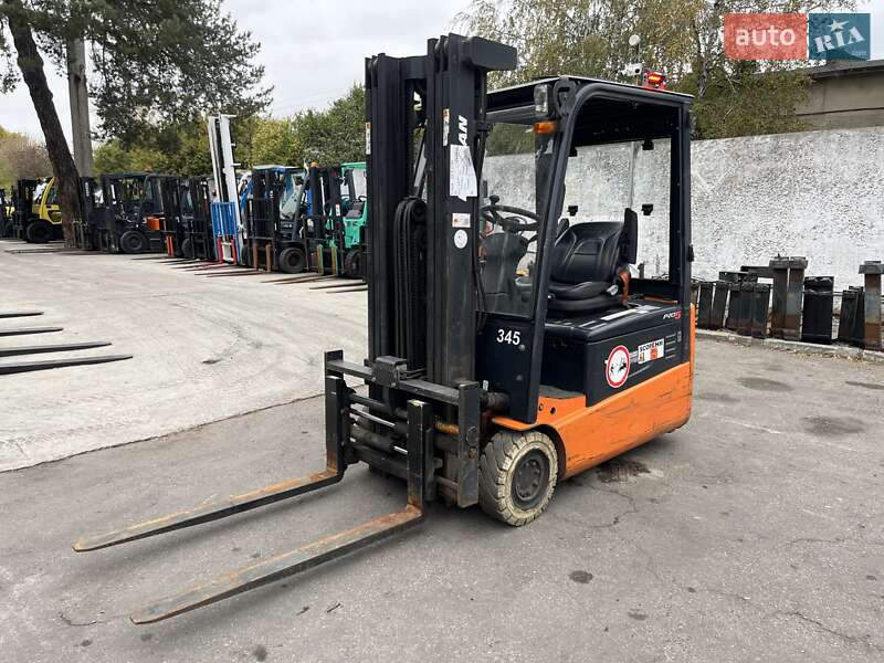 Вилочний навантажувач Doosan B18T 2014 в Києві