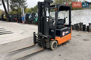 Вилочный погрузчик Doosan B18T 2014 в Киеве