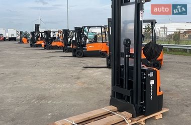 doosan b 2023 в Киев от профессионального продавца Олександр