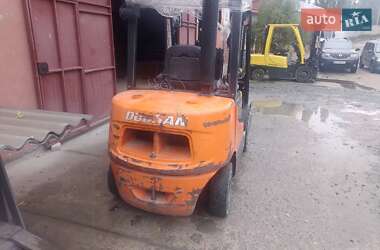 Вилочный погрузчик Doosan D 30C 2007 в 