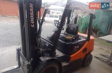 Вилочный погрузчик Doosan D 30C 2007 в 