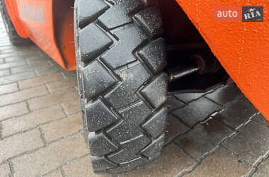 Вилочний навантажувач Doosan D 30C 2008 в  фото 10 Вилочний навантажувач Doosan D 30C 2008 в