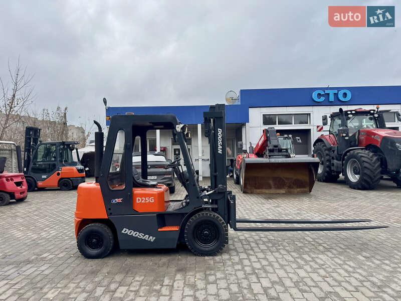 Вилочный погрузчик Doosan D 2008 в Радомышле фото 6 Вилочный погрузчик Doosan D 2008 в Радомышле