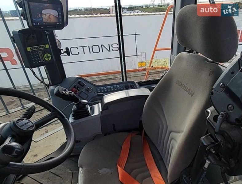 Фронтальні навантажувачі Doosan DL 2023 в Одесі фото 7 Фронтальні навантажувачі Doosan DL 2023 в Одесі
