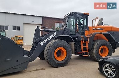 Фронтальні навантажувачі Doosan DL 2023 в Рогатині