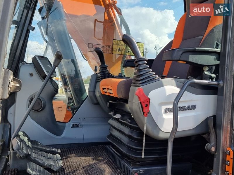Гусеничный экскаватор Doosan DX 140 2021 в Одессе фото 12 Гусеничный экскаватор Doosan DX 140 2021 в Одессе