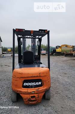 Вилочный погрузчик Doosan DX 340 2008 в 