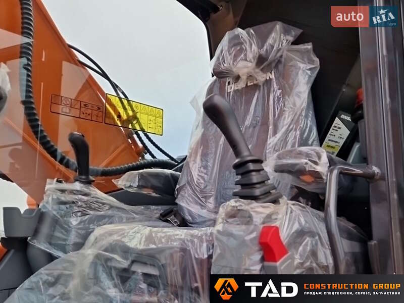 Гусеничный экскаватор Doosan DX 2024 в Киеве