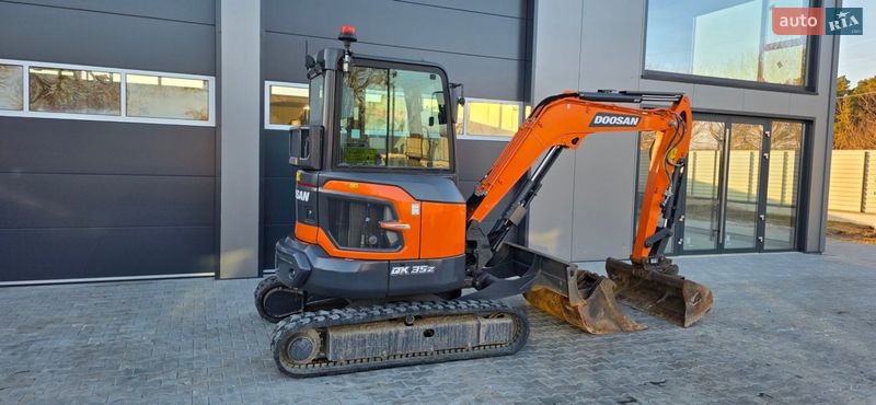 Миниэкскаватор Doosan DX 2022 в Луцке фото Миниэкскаватор Doosan DX 2022 в Луцке