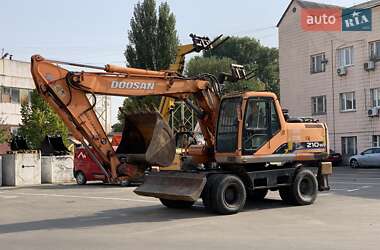Колісний екскаватор Doosan Solar 2007 в 