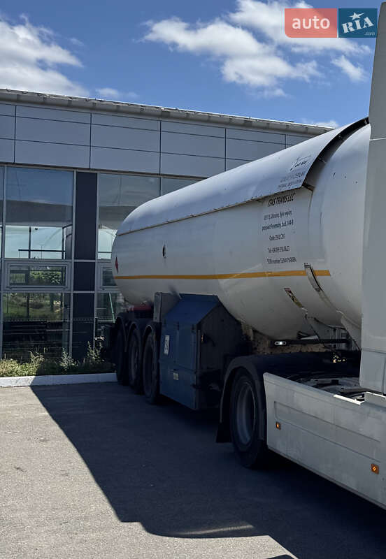 Газовоз Dromech CNG 2004 в Киеве