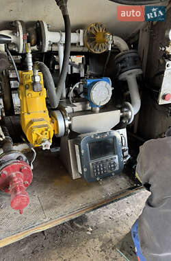 Газовоз Dromech CNG 2008 в Киеве
