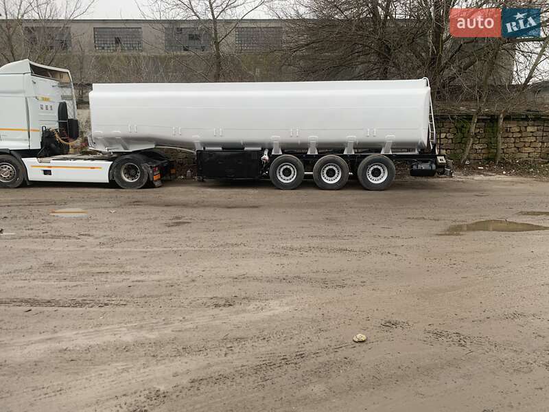Цистерна полуприцеп Dromech CNK 2005 в Одессе