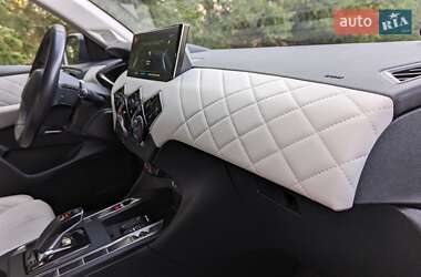 Внедорожник / Кроссовер DS 3 Crossback 2020 в 
