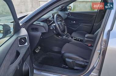 Внедорожник / Кроссовер DS 3 Crossback 2020 в 