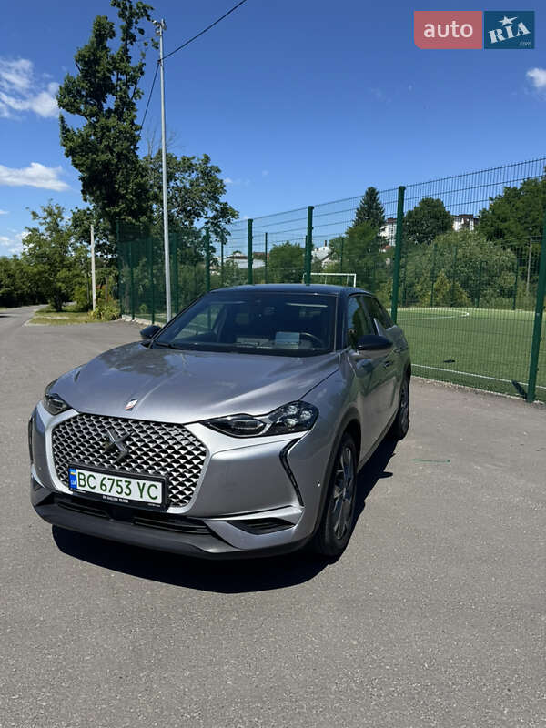 Внедорожник / Кроссовер DS 3 Crossback 2020 в 