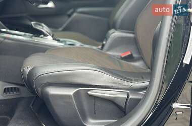 Внедорожник / Кроссовер DS 3 Crossback 2021 в 