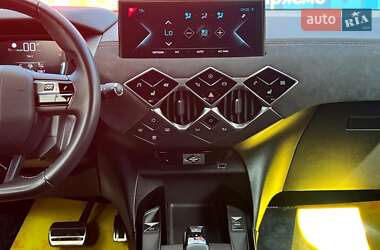 Внедорожник / Кроссовер DS 3 Crossback 2020 в 