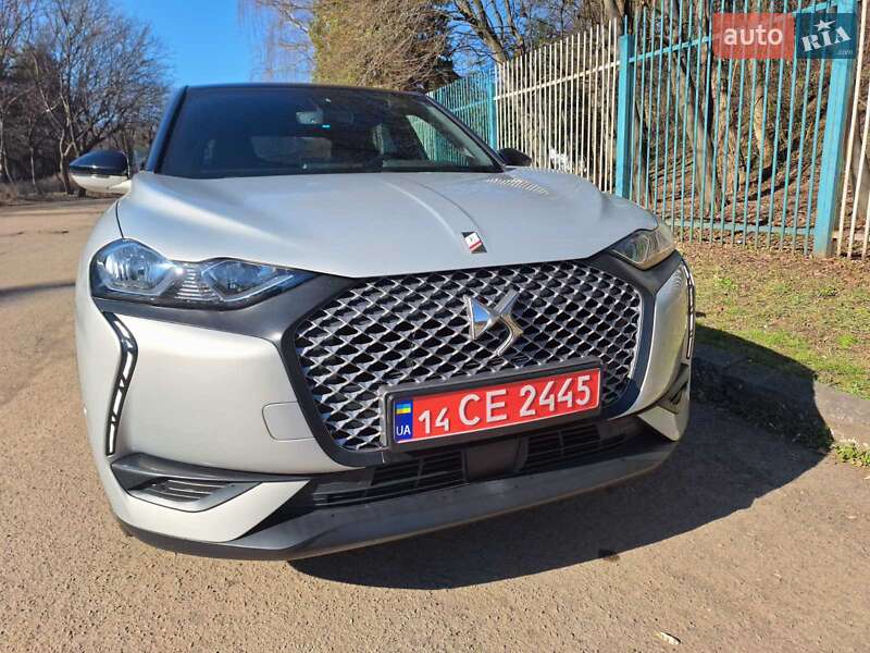 Позашляховик / Кросовер DS 3 Crossback 2020 в 