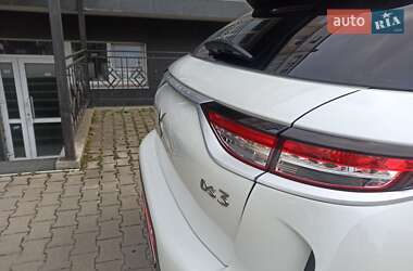 Внедорожник / Кроссовер DS 3 Crossback 2020 в 
