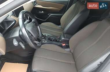Внедорожник / Кроссовер DS 3 Crossback 2020 в 