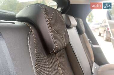 Внедорожник / Кроссовер DS 3 Crossback 2020 в 