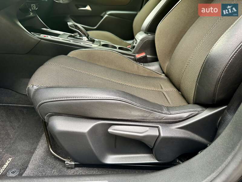 Позашляховик / Кросовер DS 3 Crossback 2021 в Дрогобичі