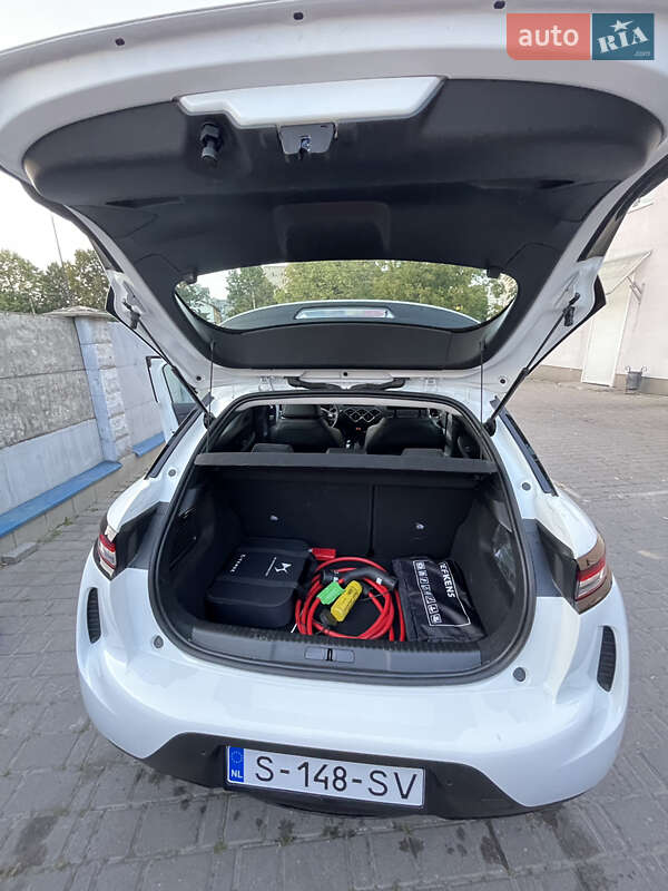 Внедорожник / Кроссовер DS 3 e-Tense 2023 в Ивано-Франковске