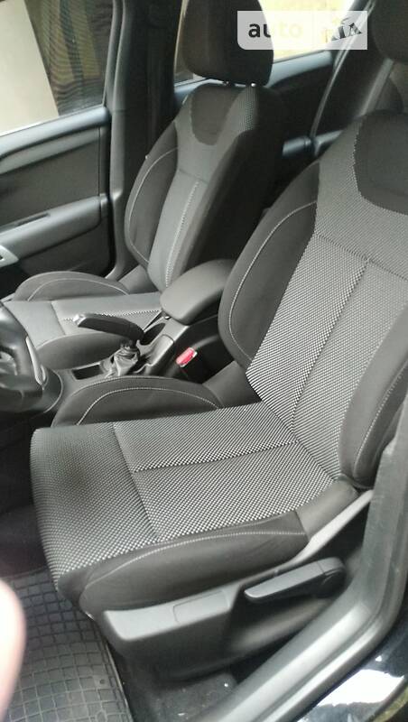 Хэтчбек DS 4 2017 в Ивано-Франковске фото 15 Хэтчбек DS 4 2017 в Ивано-Франковске