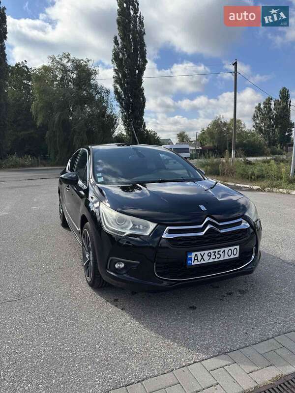 Хетчбек DS 4 2017 в Дніпрі