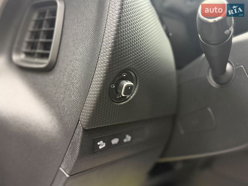 Хетчбек DS 4 2023 в Чернівцях фото 18 Хетчбек DS 4 2023 в Чернівцях