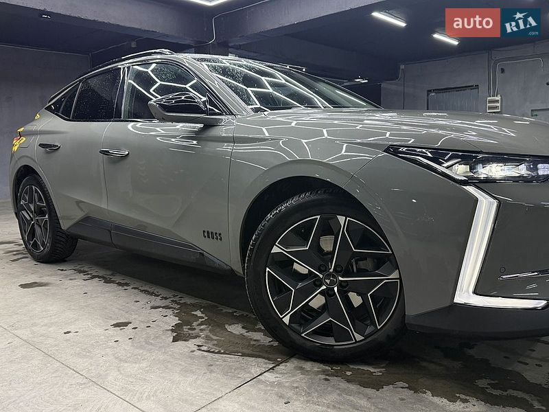 Хетчбек DS 4 2023 в Чернівцях фото 28 Хетчбек DS 4 2023 в Чернівцях