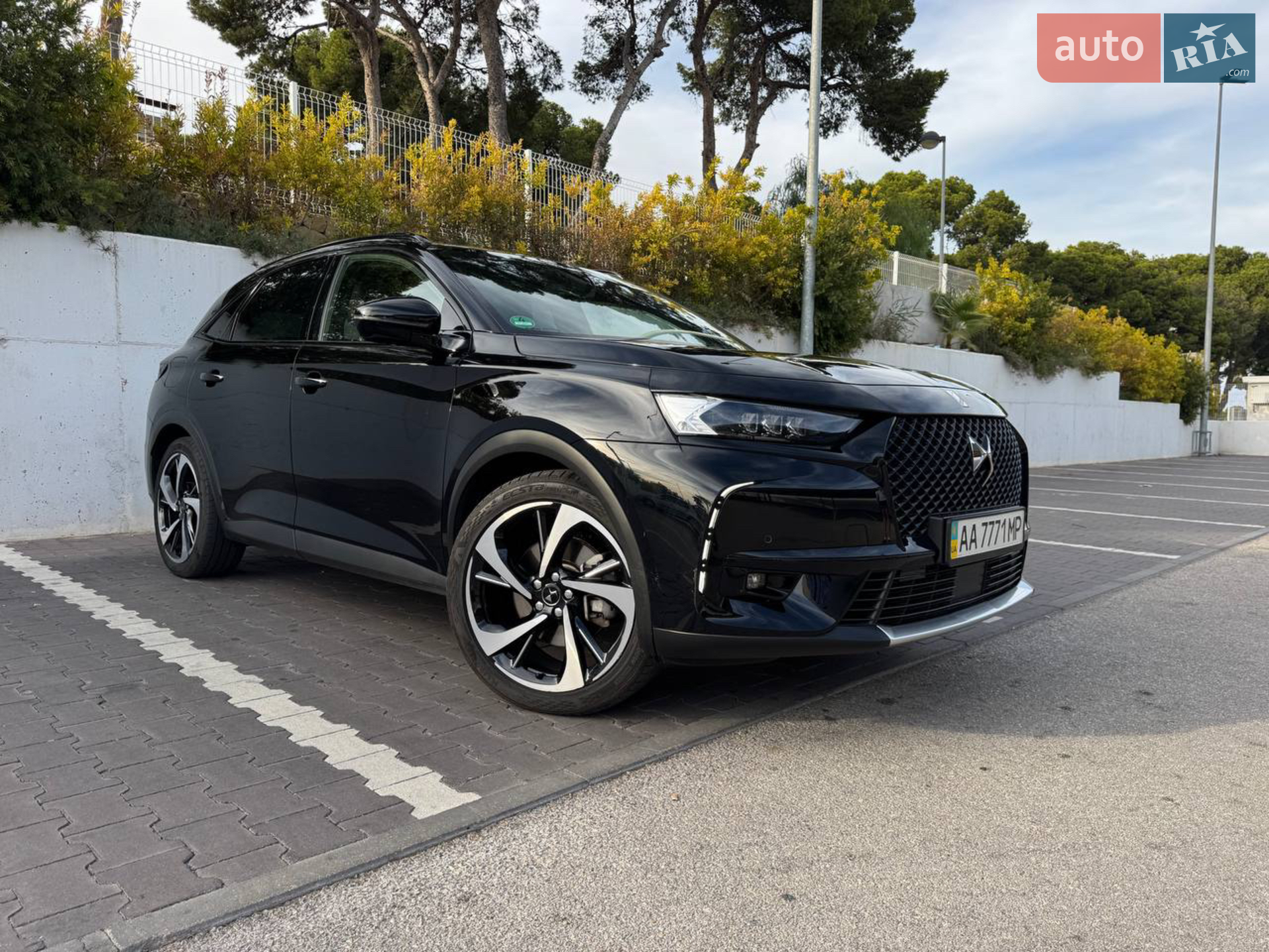 7 Crossback