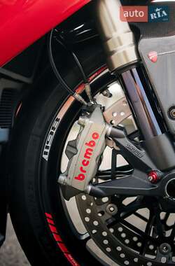 Спортбайк Ducati 1198 2009 в 