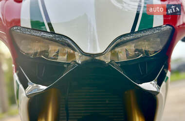 Спортбайк Ducati 1199 Panigale S 2012 в 