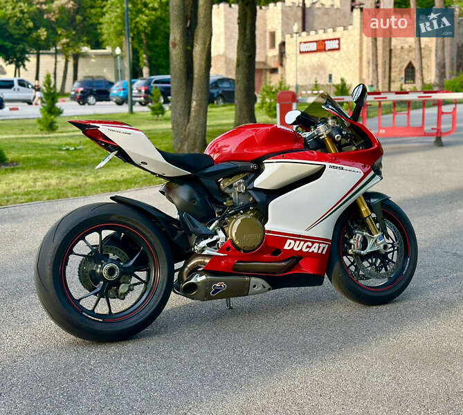 Спортбайк Ducati 1199 Panigale S 2012 в Харкові фото 4 Спортбайк Ducati 1199 Panigale S 2012 в Харкові