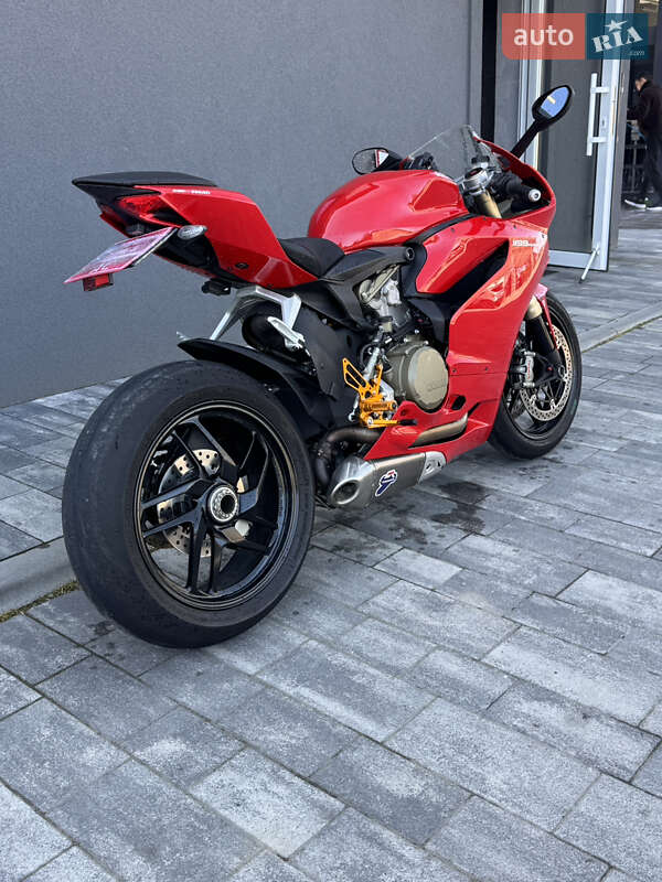 Спортбайк Ducati 1199 Panigale 2013 в Луцьку фото 4 Спортбайк Ducati 1199 Panigale 2013 в Луцьку