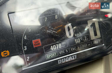 Спортбайк Ducati 1199 Panigale 2012 в 