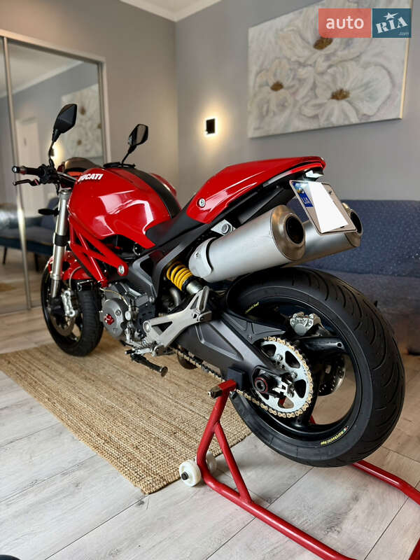 Мотоцикл Без обтікачів (Naked bike) Ducati 696 2008 в Києві фото 3 Мотоцикл Без обтікачів (Naked bike) Ducati 696 2008 в Києві