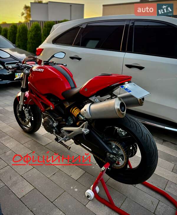 Мотоцикл Без обтікачів (Naked bike) Ducati 696 2008 в Києві фото Мотоцикл Без обтікачів (Naked bike) Ducati 696 2008 в Києві