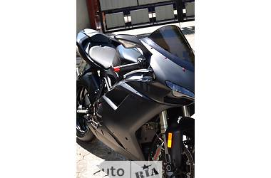 Мотоциклы Ducati 848 2011 в 