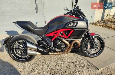 Мотоцикл Круизер Ducati Diavel 1200 Carbon 2014 в Киеве