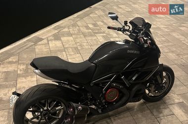 Мотоцикл Туризм Ducati Diavel 1200 Carbon 2011 в Николаеве