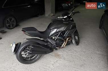 Мотоцикл Спорт-туризм Ducati Diavel 1200 2011 в  фото 10 Мотоцикл Спорт-туризм Ducati Diavel 1200 2011 в