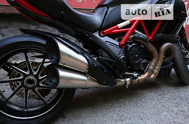 Мотоцикл Спорт-туризм Ducati Diavel 2014 в Тернополе