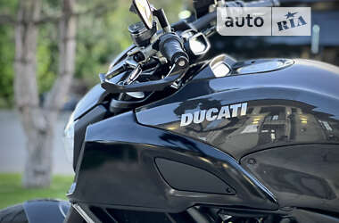Мотоцикл Без обтекателей (Naked bike) Ducati Diavel 2013 в Одессе