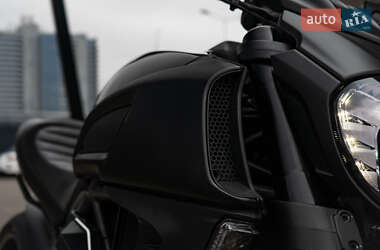 Мотоцикл Круізер Ducati Diavel 2011 в Києві