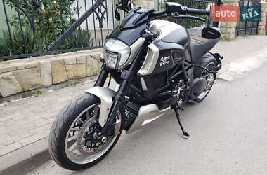 Мотоцикл Круизер Ducati Diavel 2015 в 