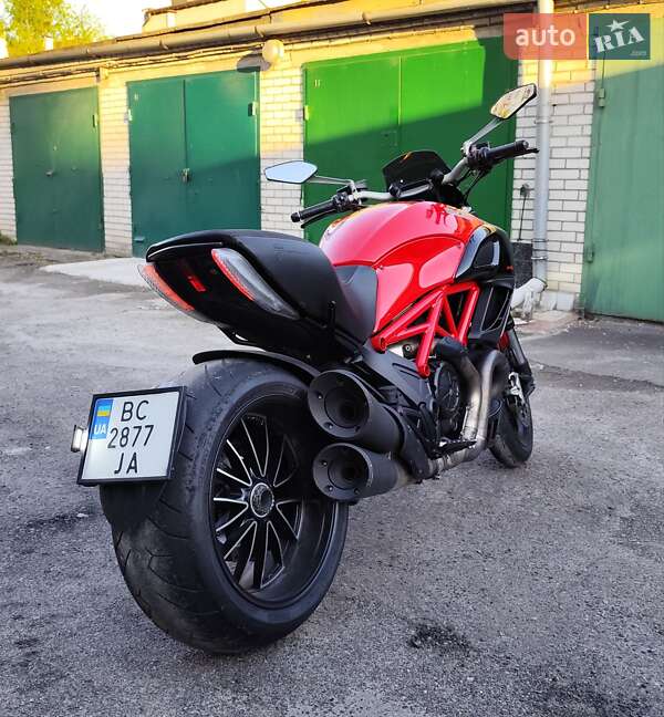 Мотоцикл Многоцелевой (All-round) Ducati Diavel 2013 в Львове